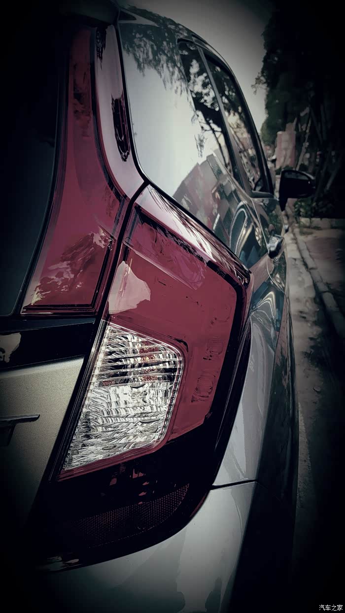 求各老司机大神解答收音机放大器到底管不管用