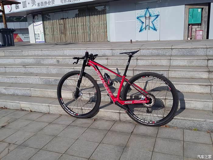 入手闪电stumpjumper拍点照片冒个泡