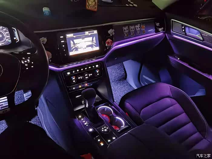 途昂增加氛围灯