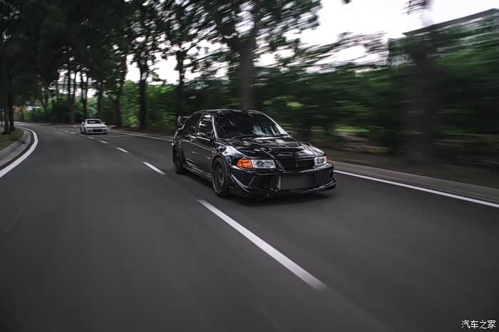 重发黑衣武士进化论菱帅爆改致敬evo65