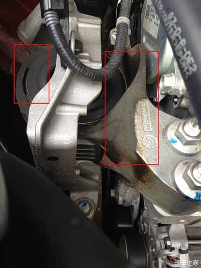 刚买二个月cx5.这是撒?发动机左侧机脚