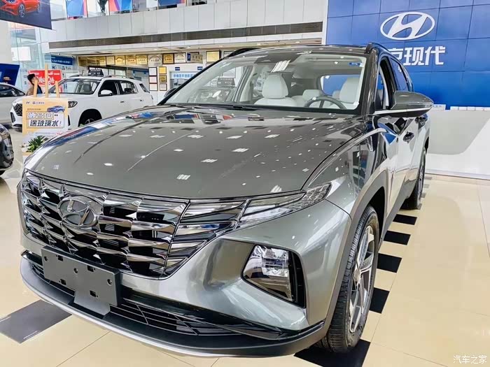 21款第五代途胜l展厅实拍