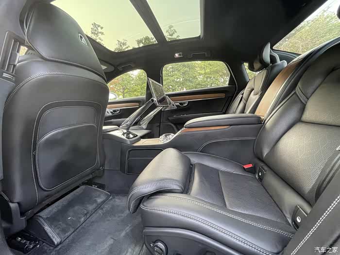 s90t8三座荣誉版提车作业