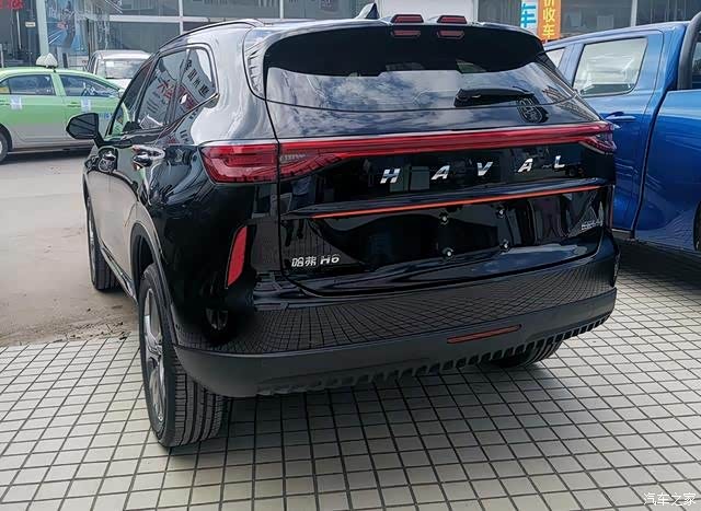 实拍2021款哈弗h6 supreme ,外观运动科技感十足