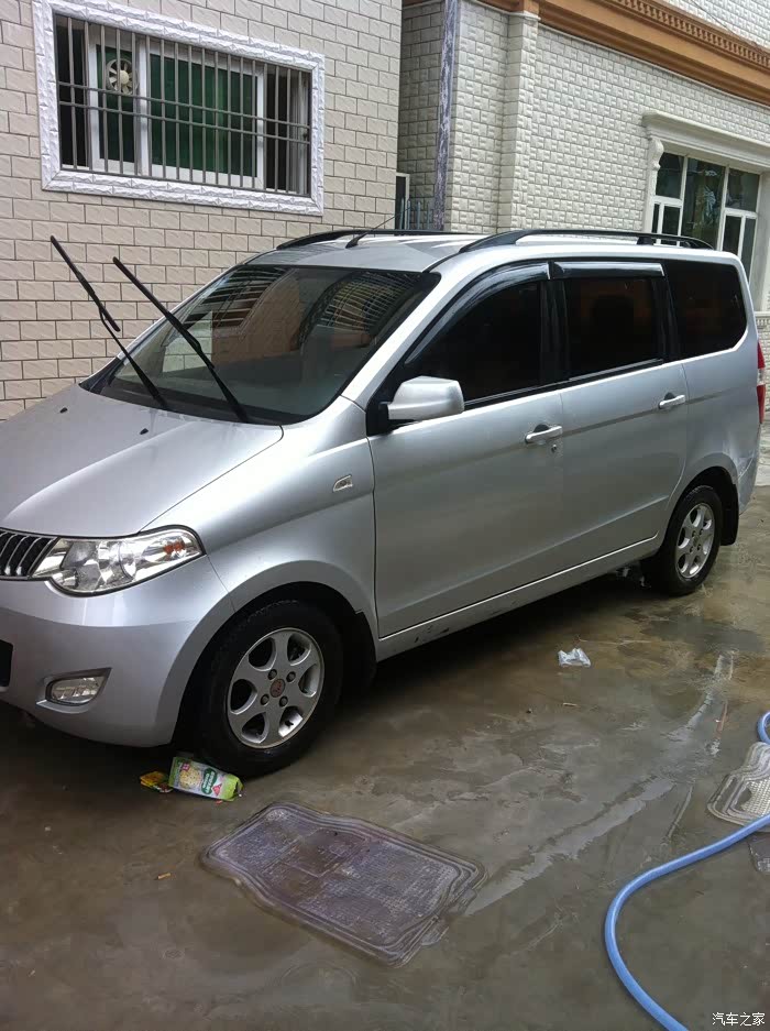 洗白白～第一代五菱宏光～1.4l～就要6w公里拉!