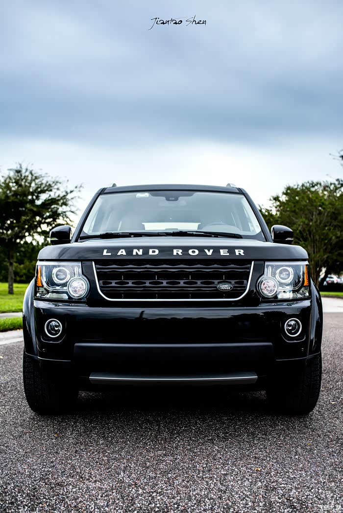 硬朗稳重美国提路虎发现者4