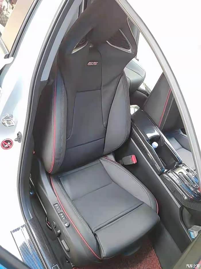 个人转让用于十代思域最高配gs赛车运动座椅一对喜欢的联系我