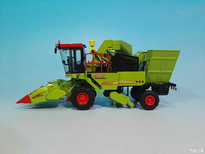 洛阳中收联合收割机模型