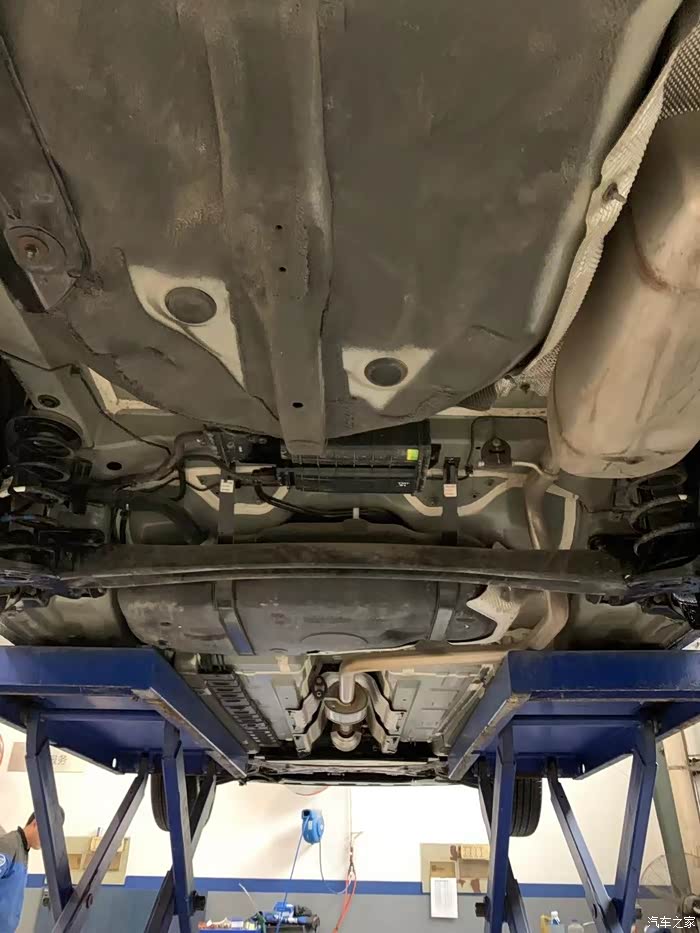 申精小白带你认识第七代伊兰特机油型号不会的一起来学习吧