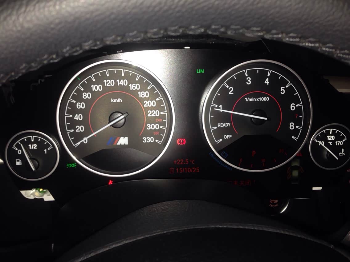 14874 | 回复: 119 宝马3系论坛 个性版m3仪表底 —— 小液晶半液晶