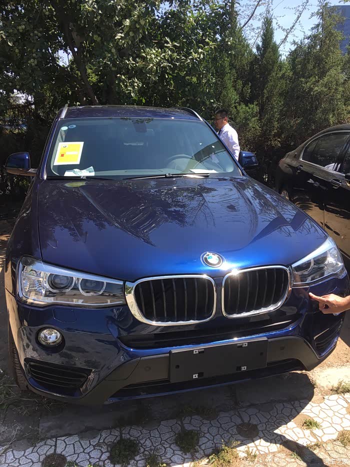 注重操控和质感北京的x3深海蓝提车作业