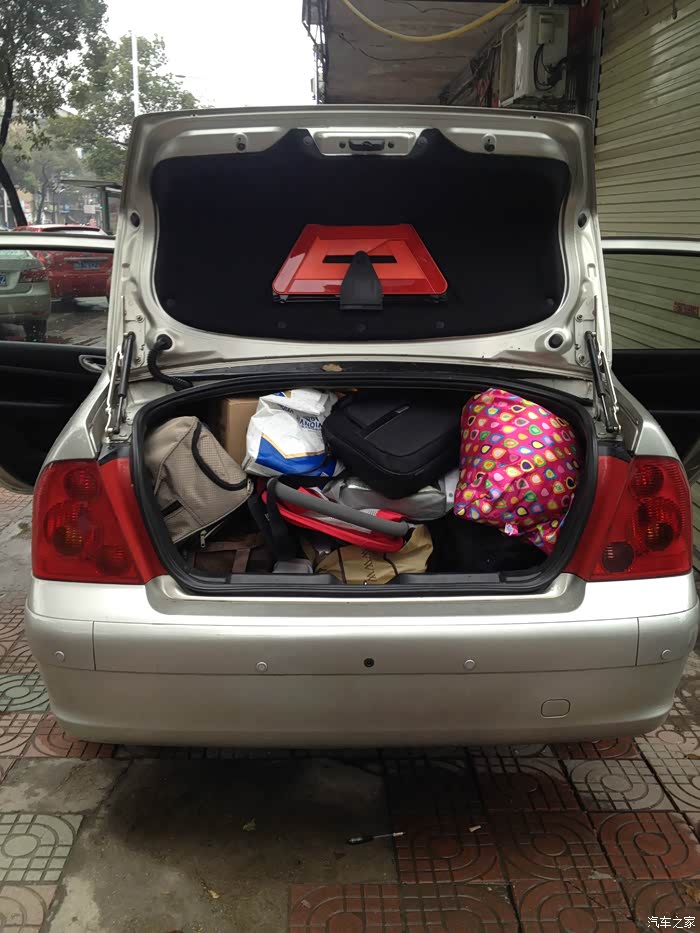 【经典老车】依然年富力强的标致307,十年风雨,始终如一.