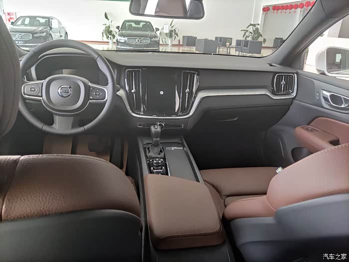 新晋奶爸提车沃尔沃s60