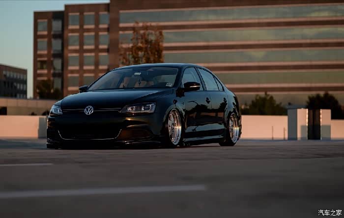 梦中之车海外版捷达25se低趴姿态