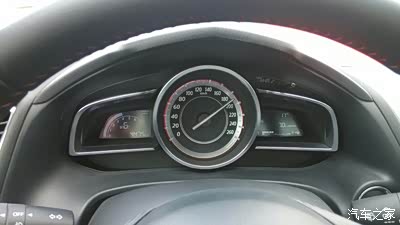 前两天出游试了下最高时速200轻松加愉快感觉能220
