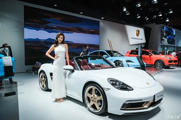 2021东莞车展保时捷探馆实拍分享