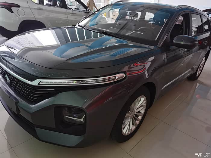 实实在在的休闲旅行车,宝骏valli