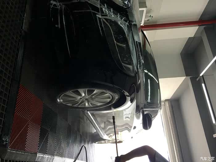 看看什么才叫洗车!