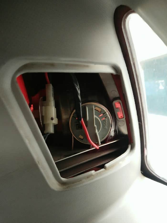 【图】【四川长安家族】自己动手更换刹车灯_奔奔mini论坛_汽车之家