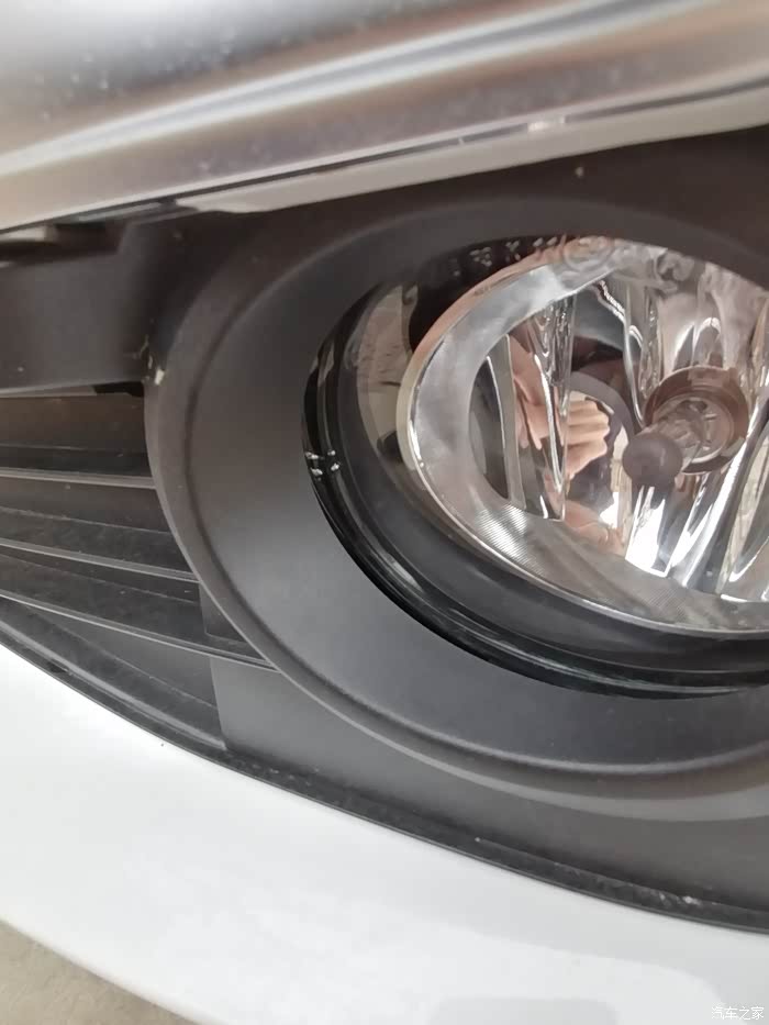 【图】3系卤素前雾灯换led前雾灯 装好了开几分钟就会爆闪_宝马3系