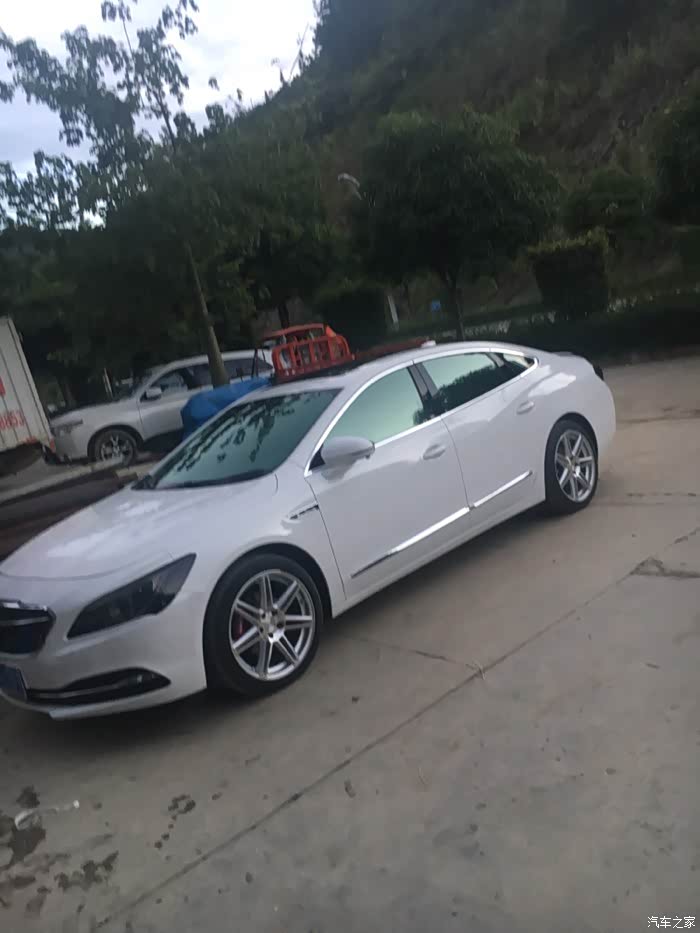 【图】新君越换19寸锻造轮毂作业,内有媳妇当车模大片_君越论坛_汽车