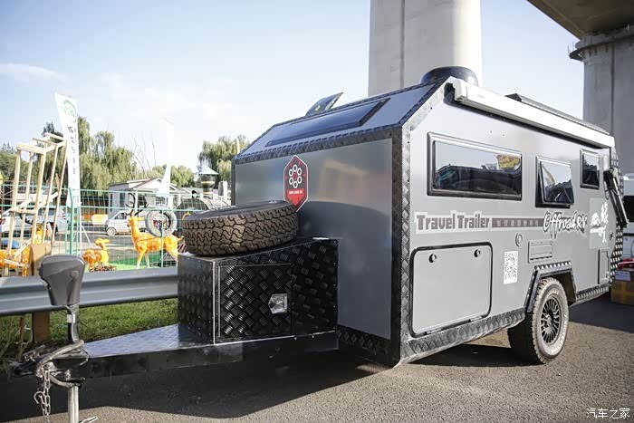 旅美发现者越野拖挂房车让拟尽情释放自我释放本真