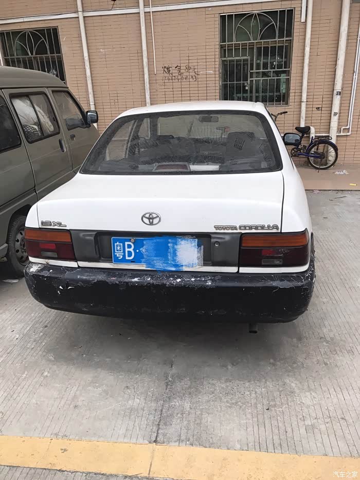 今天晨跑偶遇第八代卡罗拉