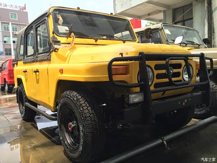 欣赏一下比较少见的 工程黄 212,帅呆了!