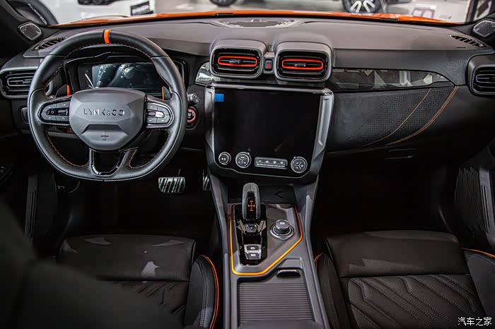 记录留念· 02hatchback首批交付提车仪式