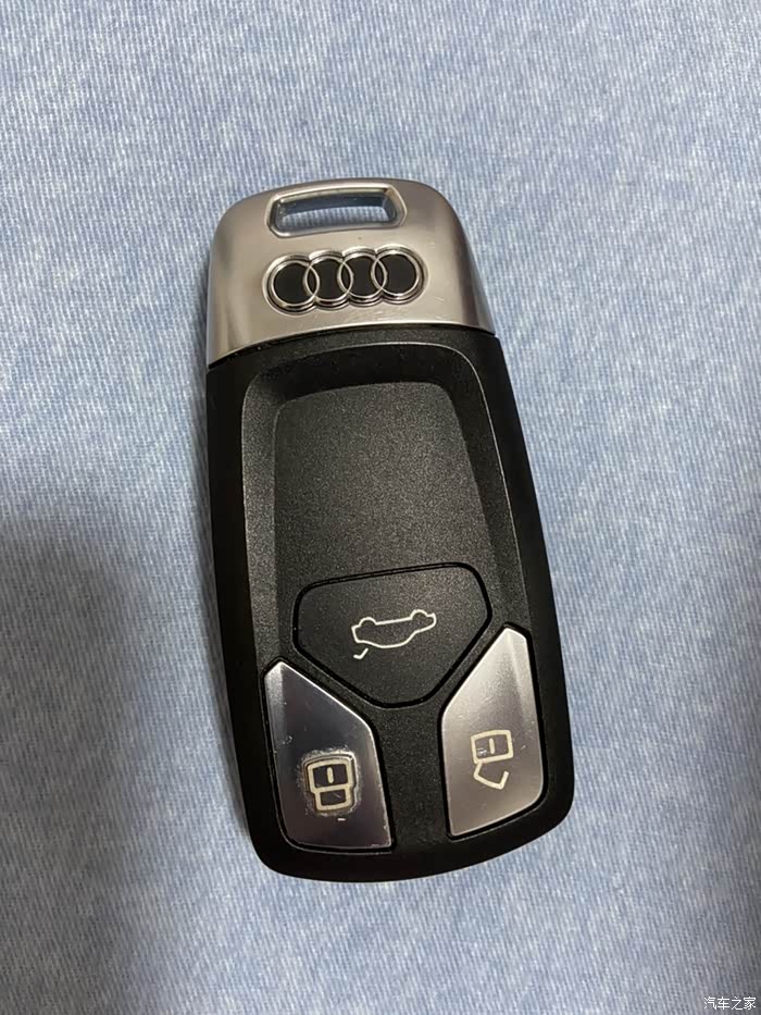 那个车友补过b9a4钥匙的一把多少钱啊