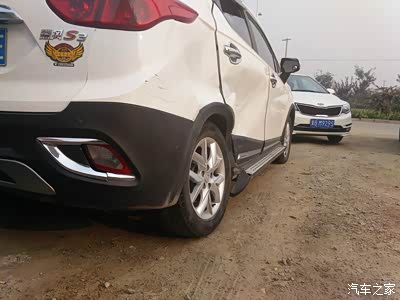 【图】s3撞车了啊_瑞风s3论坛_汽车之家论坛