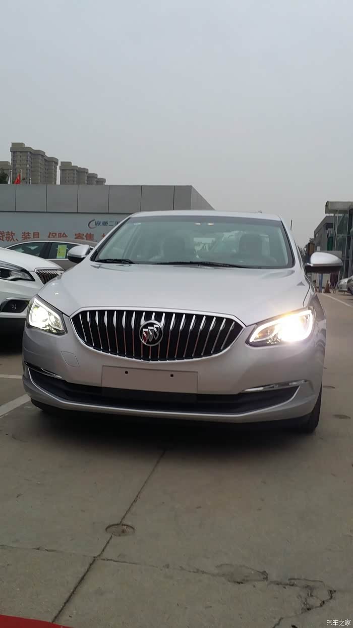 全新英朗18t自豪月光银提车作业