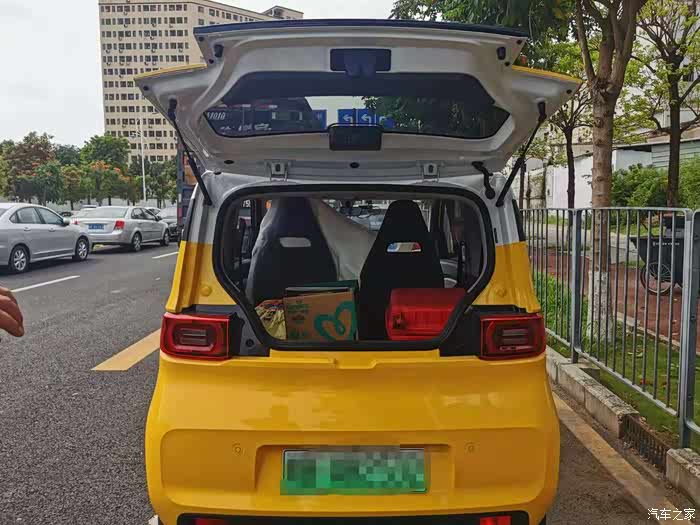 宏光mini:高颜值经济又实惠的四座小车