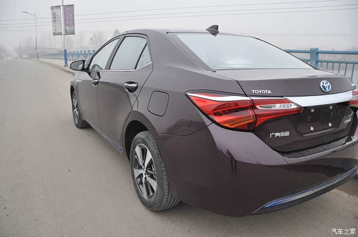 漂亮中略带骚气石家庄首提雷凌双擎星云紫