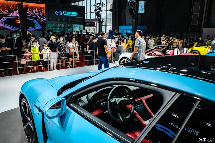 2021东莞车展保时捷探馆实拍分享