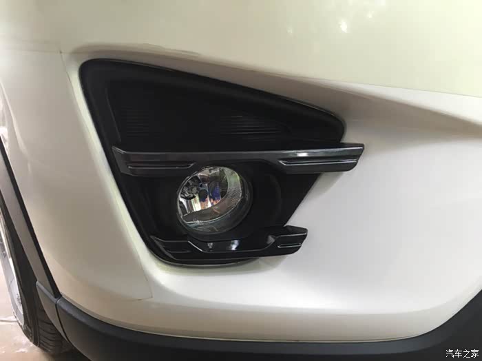 昆明马自达cx-5自己动手更换15款雾灯罩作业多图