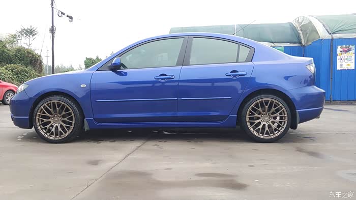 经典马自达3改装轮毂问题