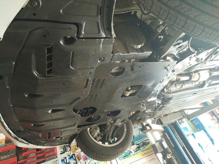 371 | 回复: 7 起亚k3/k3s论坛 k3gls有必要加装发动机底盘护板吗?