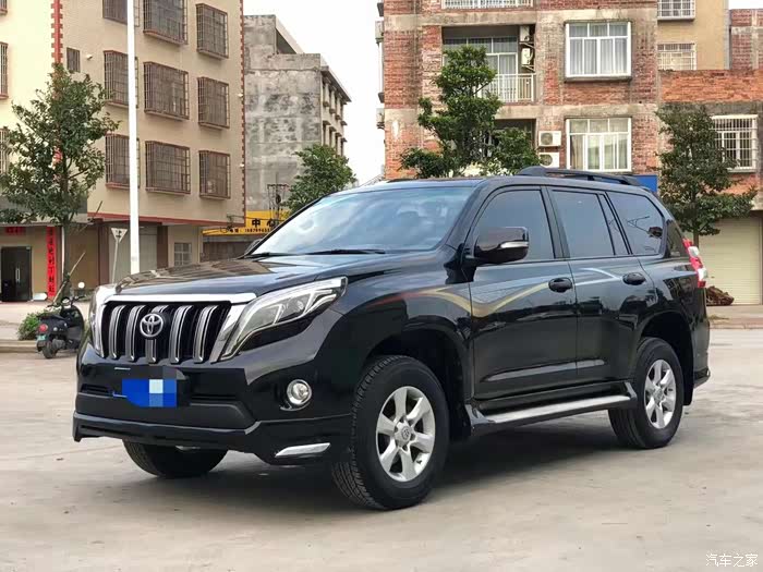 丰田霸道这个颜色看着很霸气呀!