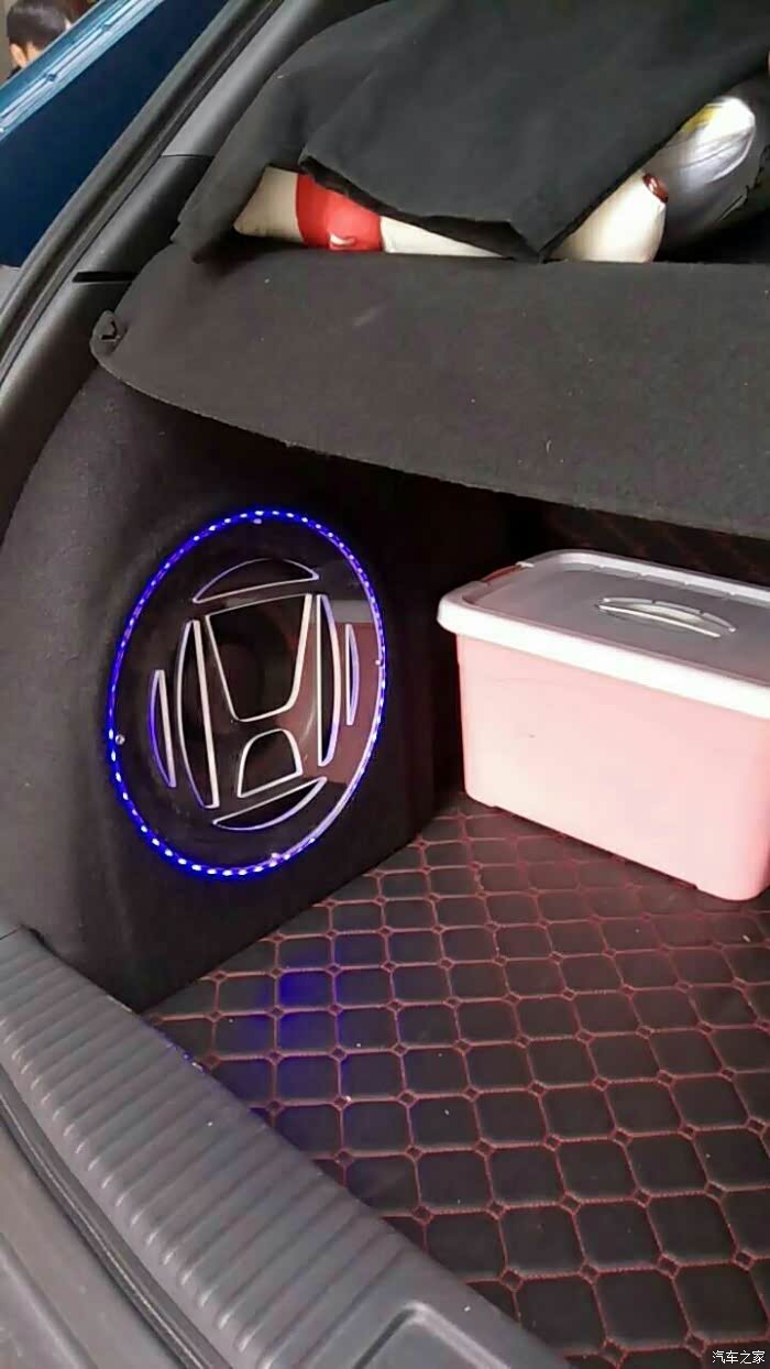 【图】xrv有没有加装低音炮的,求分享下_本田xr-v论坛_汽车之家论坛