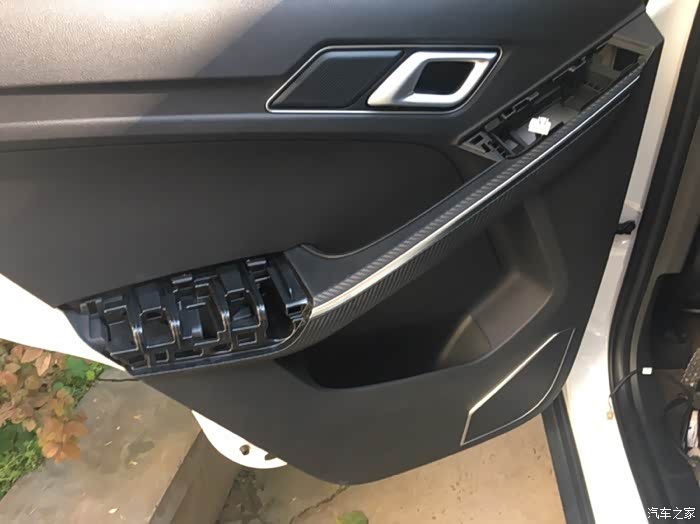 【图】自己动手换音响_驭胜s330论坛_汽车之家论坛