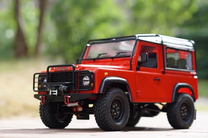 纪念一下停产的英伦拖拉机路虎卫士d90