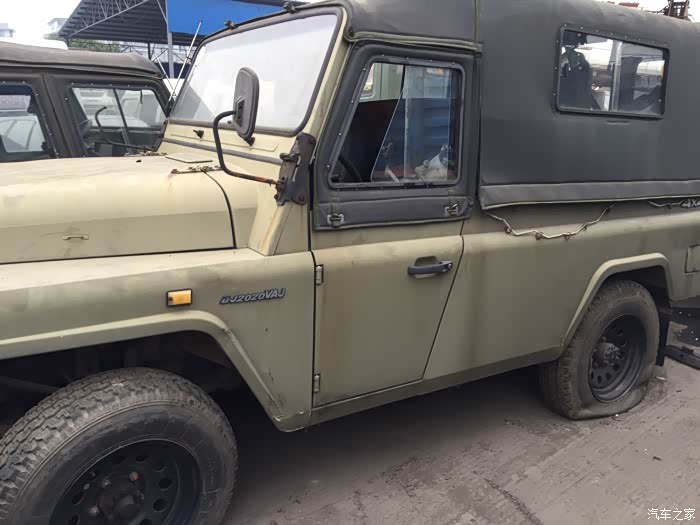 【图】报废场遇到一堆军队报废的212,还有vaj_bj212论坛_汽车之家论坛