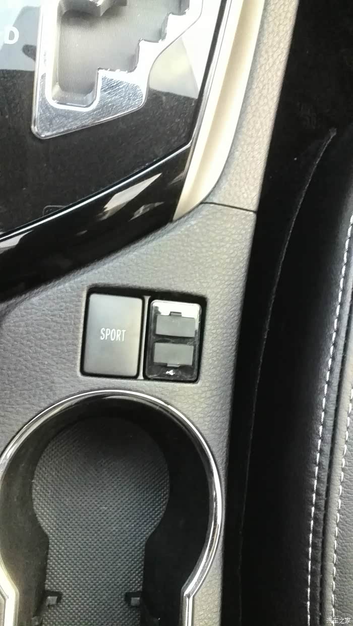 卡罗拉加装usb口