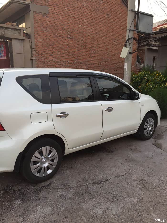 大家觉得骊威哪个颜色好看