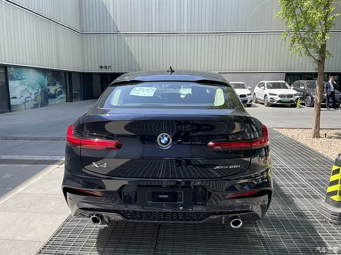 【图】提车报到,2021款x4 25i运动,炭黑,求入群_宝马x4论坛_汽车之家