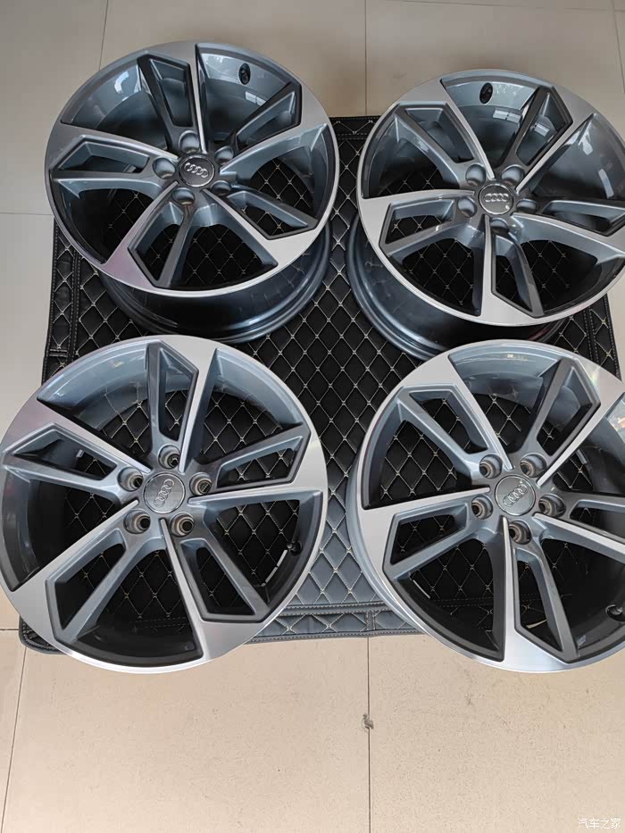 出21款18寸刀锋轮毂