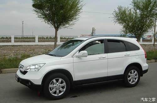 987 | 回复: 11 奔驰glc论坛 侧面和老款crv一模一样,感觉毫无新意.