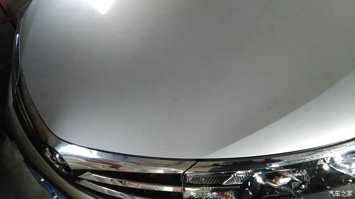 【图】卡罗拉银色新车车漆有白色印记,底漆里有杂质_卡罗拉论坛_汽车