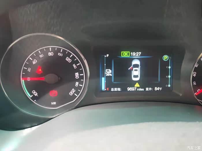 比亚迪e5仪表问题